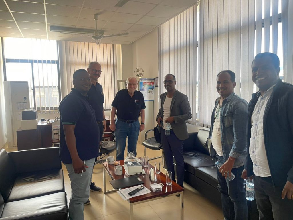 amari-millers-meeting2